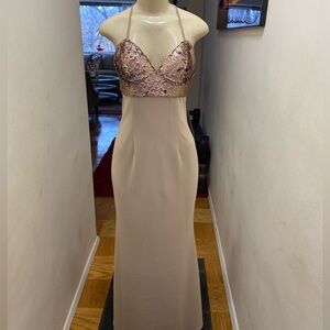 NWT JS Collections Two Tone Sequin Halter Column Stretchy Crape gown Size 6